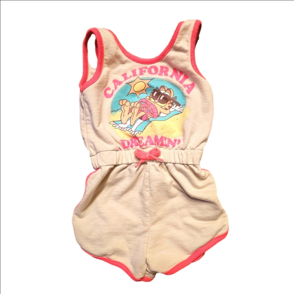 GARFIELD light yellow romper. Size 2T. EXCELLENT CONDITION!